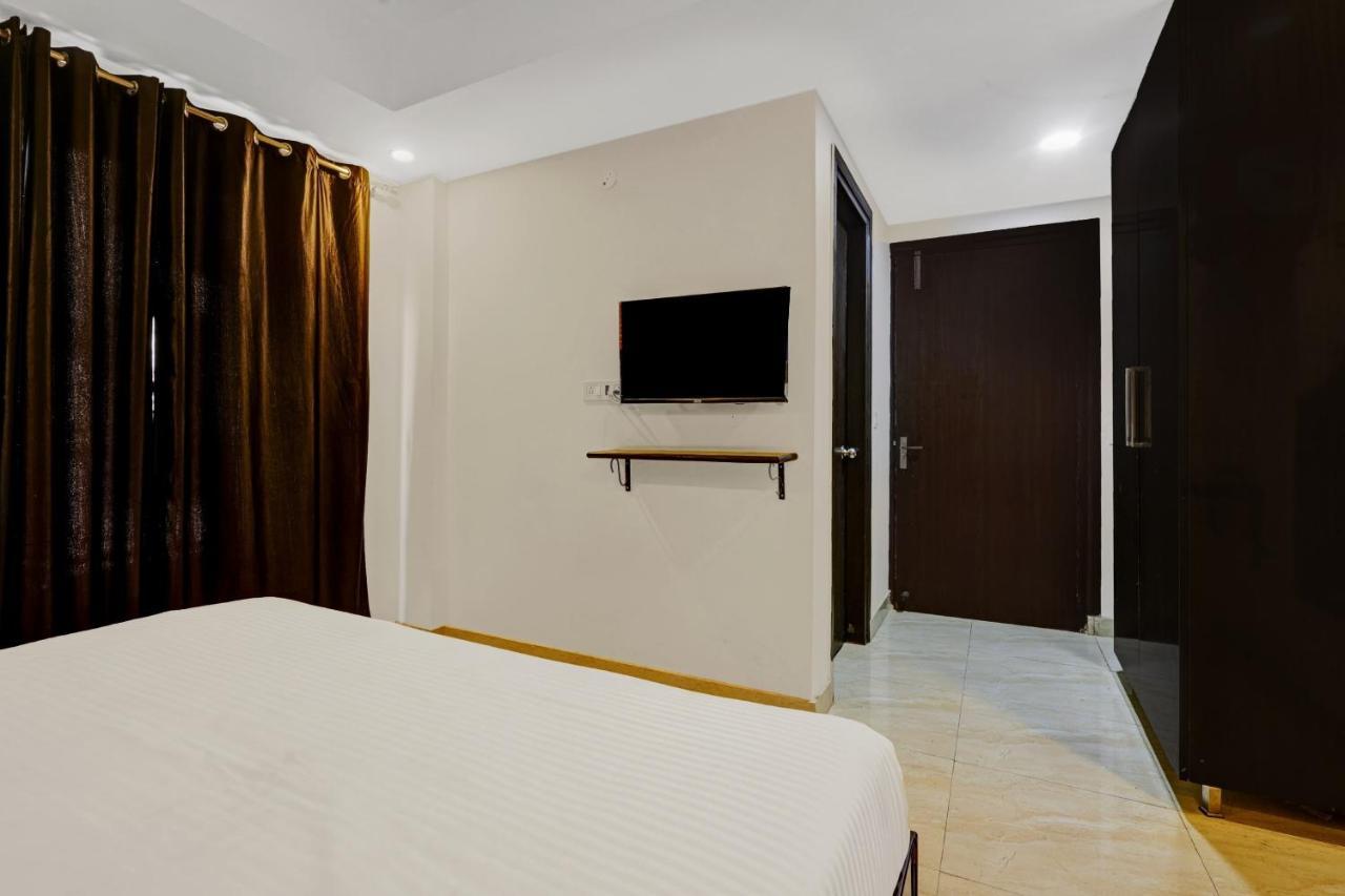 Hotel Capital O 79081 Tipsyy 007 Gurgaon Esterno foto
