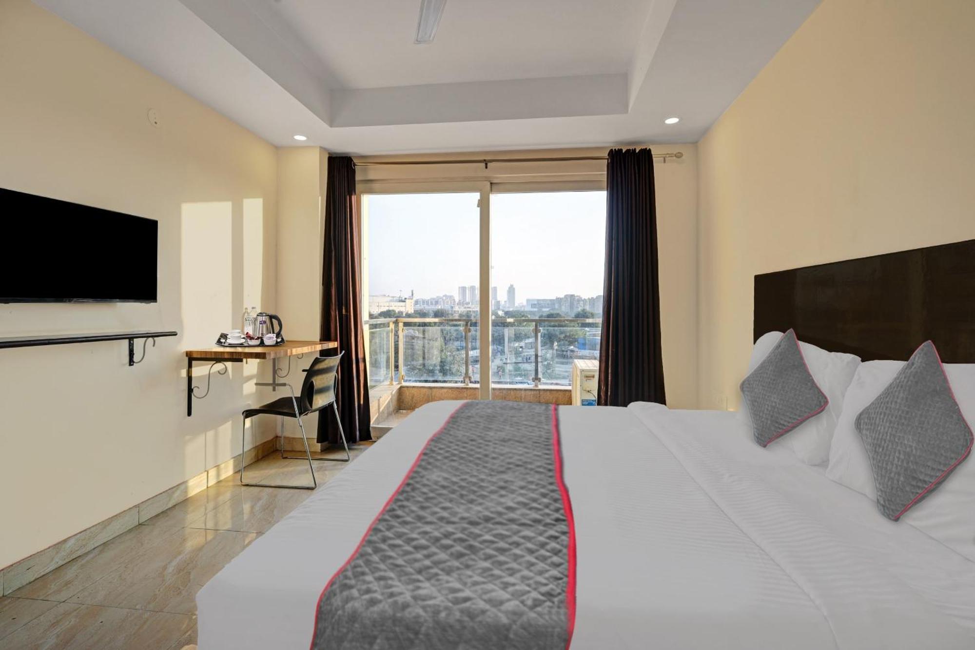 Hotel Capital O 79081 Tipsyy 007 Gurgaon Esterno foto