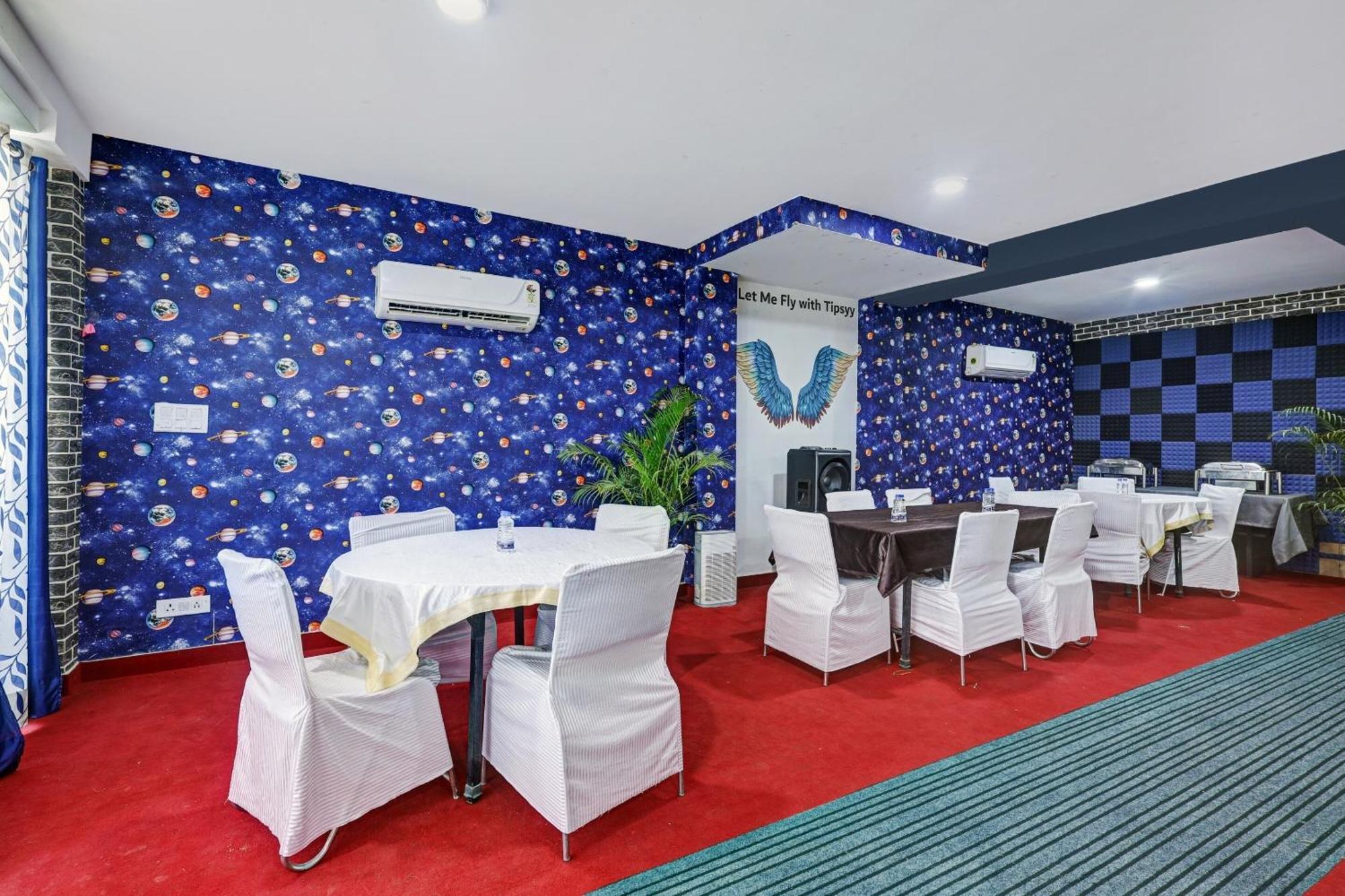 Hotel Capital O 79081 Tipsyy 007 Gurgaon Esterno foto